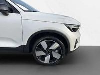 Gebraucht Volvo EC40 Plus 185 kW (252 PS) 2024 Weiß (crystal white pearl) SUV