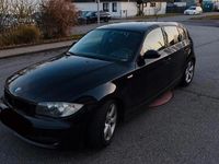 Gebraucht BMW 118 122 PS (89 kW) 2005 Schwarz Kleinwagen