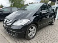 Gebraucht Mercedes A180 109 PS (80 kW) 2011 Schwarz Limousine