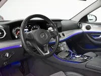 Używany Mercedes E220 Avantgarde 194 KM (142 kW) 2017 Czarny Sedan/Limuzyna