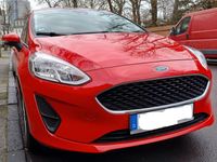 Gebraucht Ford Fiesta Trend 75 PS (55 kW) 2020 Rot Kleinwagen