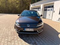 Usata VW Passat 122 CV (89 kW) 2011 Marrone Station wagon