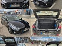 Gebraucht Hyundai i20 Select 101 PS (74 kW) 2021 Schwarz Kleinwagen