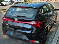Gebraucht Hyundai i20 Select 101 PS (74 kW) 2021 Schwarz Kleinwagen