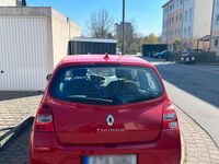 Second-hand Renault Twingo 75 CP (55 kW) 2010 Roșu Hatchback