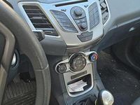 Gebraucht Ford Fiesta 85 PS (62 kW) 2011 Blau Kleinwagen