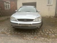Gebraucht Ford Mondeo Ghia 125 PS (91 kW) 2002 Schwarz Kombi