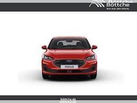 Gebraucht Ford Focus Titanium 125 PS (91 kW) 2024 Rot Limousine