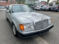 Gebraucht Mercedes 300 179 PS (131 kW) 1991 Silber Coupé