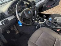 Używany BMW 320 150 KM (110 kW) 2002 Czarny Kombi