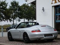 Usata Porsche 911 Carrera Cabriolet 300 CV (220 kW) 2001 Argento Cabrio