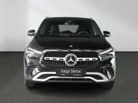 Gebraucht Mercedes GLA200 163 PS (119 kW) 2025 Unilack nachtschwarz SUV