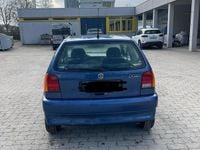 Usata VW Polo 60 CV (44 kW) 1997 Blu Utilitaria