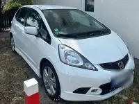 Gebraucht Honda Jazz Sport 100 PS (73 kW) 2011 Weiß Kleinwagen