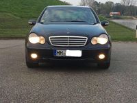 Gebraucht Mercedes 200 122 PS (89 kW) 2003 Blau Limousine