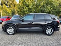 Gebraucht VW Touareg 231 PS (169 kW) 2023 Tamarindenbraun metallic SUV