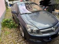 Gebraucht Opel Astra Cabriolet 200 PS (147 kW) 2009 Grau Cabrio