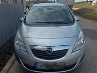 Używany Opel Meriva Active 120 KM (88 kW) 2013 Srebrny Minivan