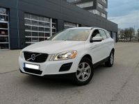 Gebraucht Volvo XC60 163 PS (119 kW) 2012 Weiß SUV
