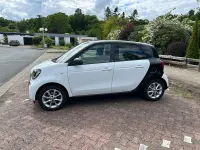 Gebraucht Smart ForFour Passion 90 PS (66 kW) 2017 Weiß Kleinwagen