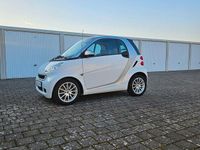 Gebraucht Smart ForTwo Coupé 71 PS (52 kW) 2011 Weiß Coupé