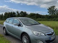 Gebraucht Opel Astra 110 PS (80 kW) 2012 Silber Kombi