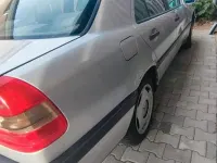 Gebraucht Mercedes C180 122 PS (89 kW) 1997 Silber Limousine