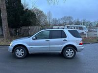 Gebraucht Mercedes ML270 163 PS (119 kW) 2003 SUV