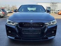 Gebraucht BMW 330e iPerformance 184 PS (135 kW) 2018 Black sapphire metallic Limousine