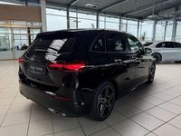 Gebraucht Mercedes B180 Premium 136 PS (100 kW) 2026 Schwarz Kleinwagen