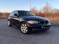 Gebraucht BMW 116 122 PS (89 kW) 2010 Schwarz Kleinwagen