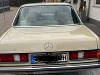 Gebraucht Mercedes 230 100 PS (73 kW) 1982 Grün Limousine