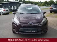 Gebraucht Ford Fiesta Trend 82 PS (60 kW) 2011 Rot Limousine