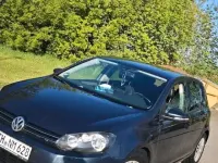 Gebraucht VW Golf VI 105 PS (77 kW) 2011 Blau Kleinwagen