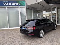 Gebraucht Skoda Superb Style 190 PS (139 kW) 2016 Schwarz Kombi