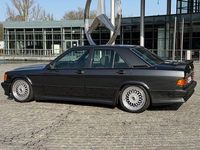 Gebraucht Mercedes 190 177 PS (130 kW) 1991 Schwarz Limousine