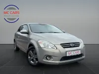Gebraucht Kia Ceed 126 PS (92 kW) 2010 Silber Kleinwagen
