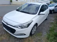 Gebraucht Hyundai i20 90 PS (66 kW) 2017 Weiß Limousine