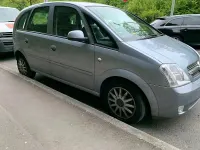 Usata Opel Meriva 101 CV (74 kW) 2007 Argento Monovolume