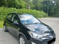 Gebraucht Hyundai i20 86 PS (63 kW) 2012 Schwarz Kleinwagen