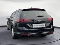 Gebraucht VW Passat Elegance 150 PS (110 kW) 2021 Schwarz Kombi
