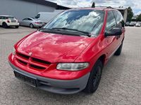 Gebraucht Chrysler Voyager 133 PS (97 kW) 1997 Rot Van / Kleinbus