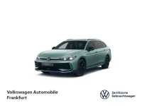 Gebraucht VW Passat R-line 177 PS (130 kW) 2025 U7 maripositgrün metallic Kombi