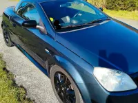 Używany Opel Tigra 125 KM (91 kW) 2006 Niebieski Kabriolet
