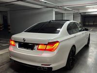 Gebraucht BMW 730 245 PS (180 kW) 2010 Weiß Limousine