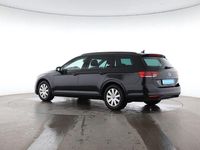 Gebraucht VW Passat Basis 150 PS (110 kW) 2022 Deep black perleffekt Kombi