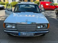 Gebraucht Mercedes 240 72 PS (52 kW) 1981 Weiß Limousine