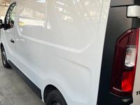Gebraucht Renault Trafic 125 PS (91 kW) 2018 Weiß Van / Kleinbus