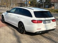 Gebraucht Mercedes E300 306 PS (225 kW) 2020 Weiß Limousine