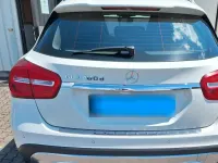 Gebraucht Mercedes GLA180 109 PS (80 kW) 2017 Weiß SUV